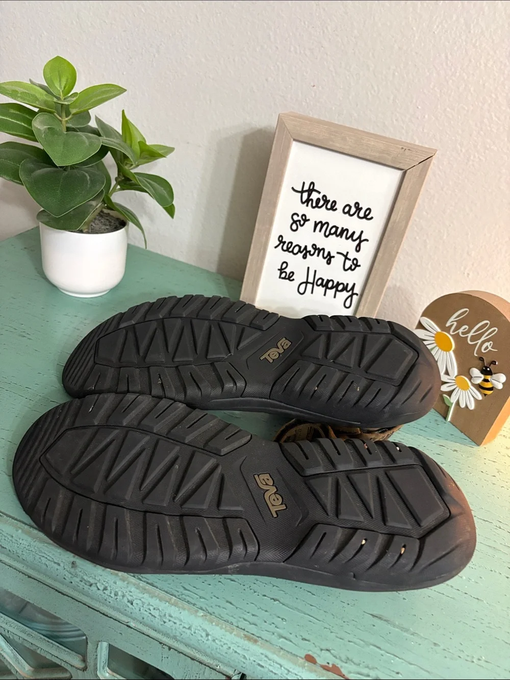 Teva lightweight kids